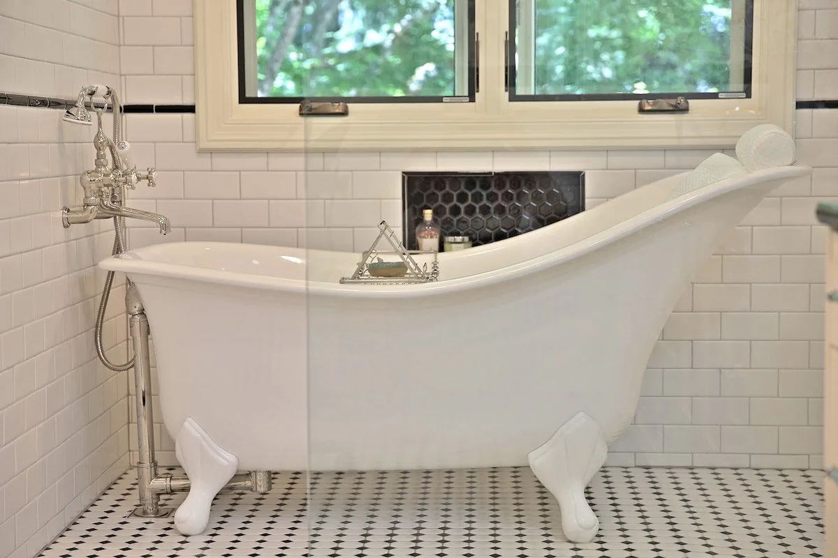 Christiansen Primary Suite Remodel — Primary Suite remodel in Lake Oswego, OR (photo 9)