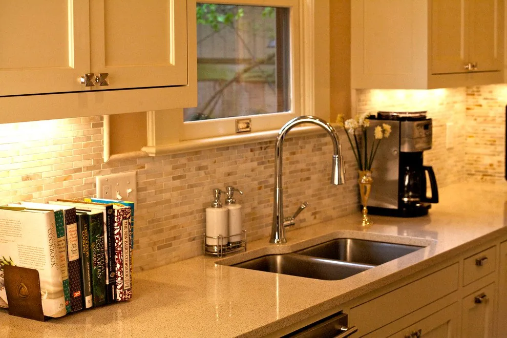 Sullivan's Gulch Kitchen — Kitchen remodel in Portland, OR (photo 13)